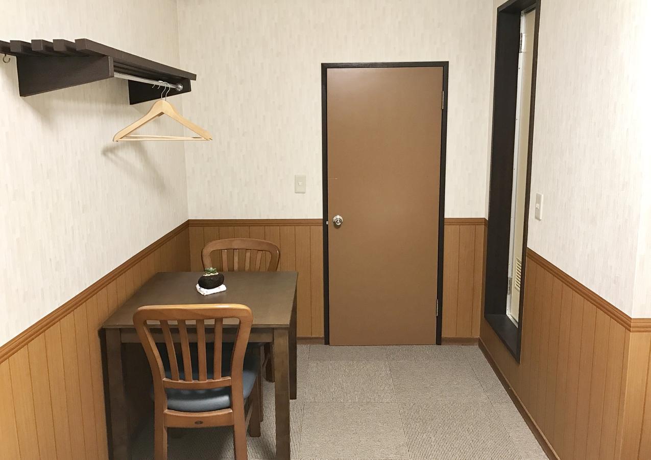 ホテル ペンション蘭峰 富士河口湖町 エクステリア 写真